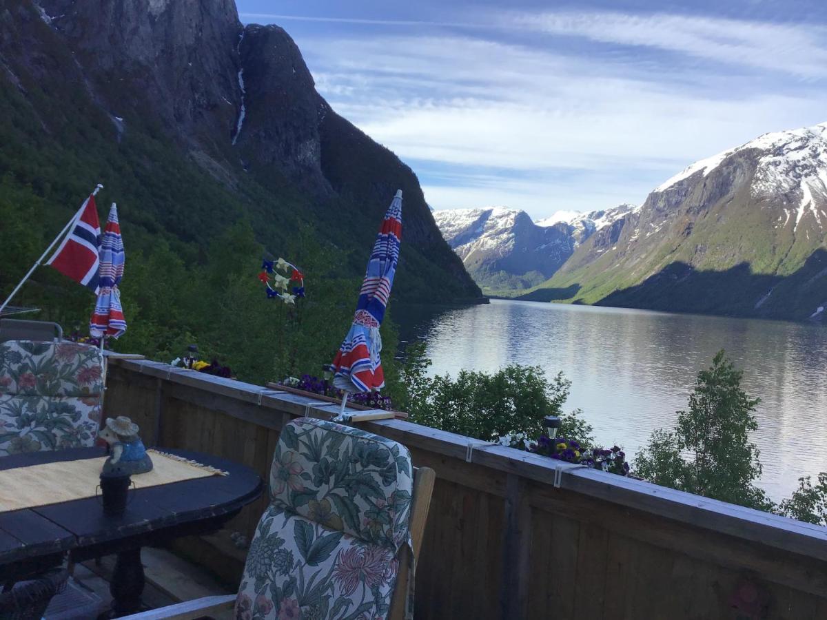 Campsite Iris Vedal *